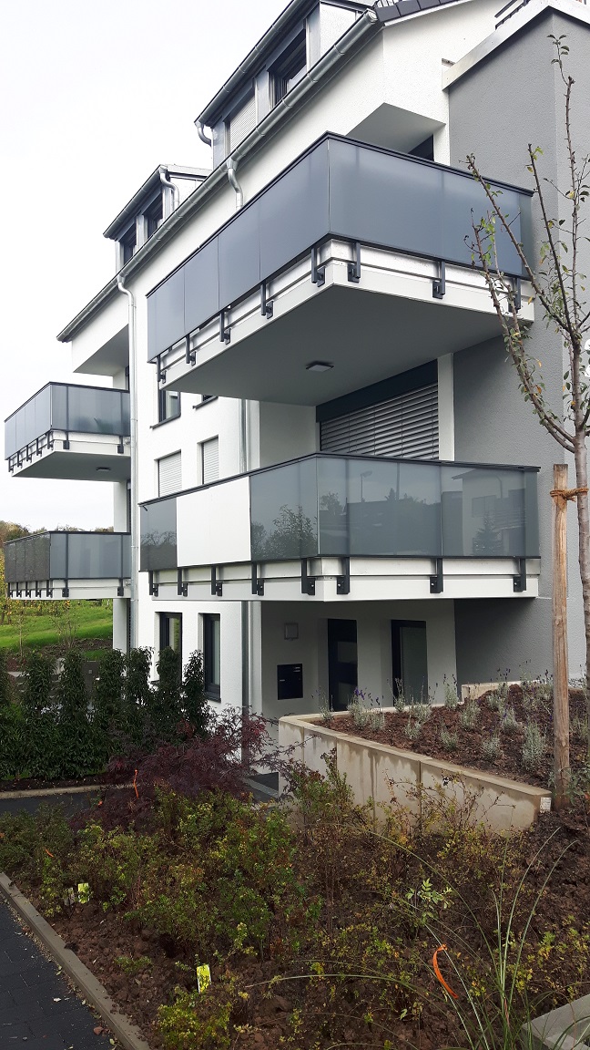 Mehrfamilienhaus Grossheppach mit 4 Wohnungen